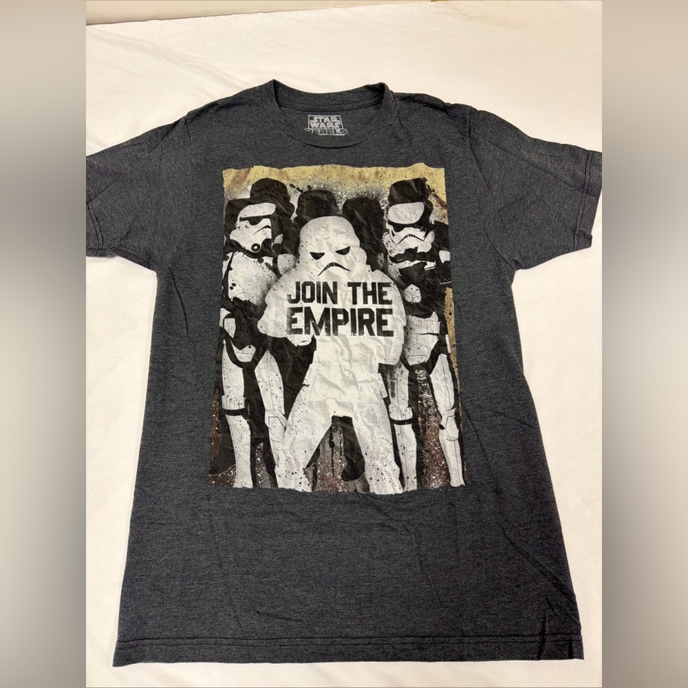 STAR WARS Empire Rebels T-Shirt Small